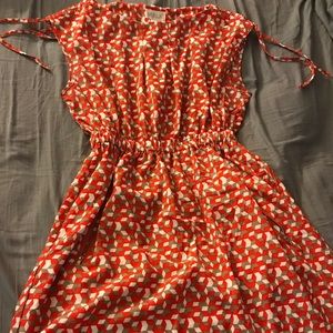 Patterned dress with pockets